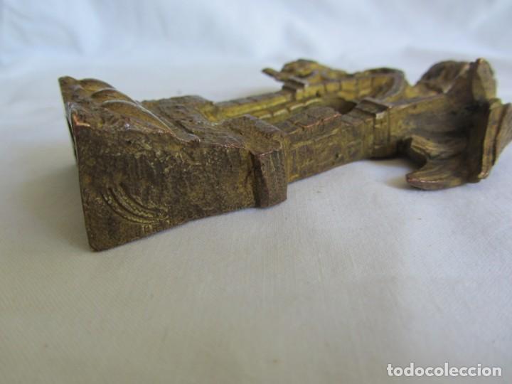 Antig&uuml;edades: Aplique pieza de bronce dorado arco g&oacute;tico - Foto 8
