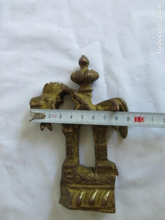 Antig&uuml;edades: Aplique pieza de bronce dorado arco g&oacute;tico - Foto 11
