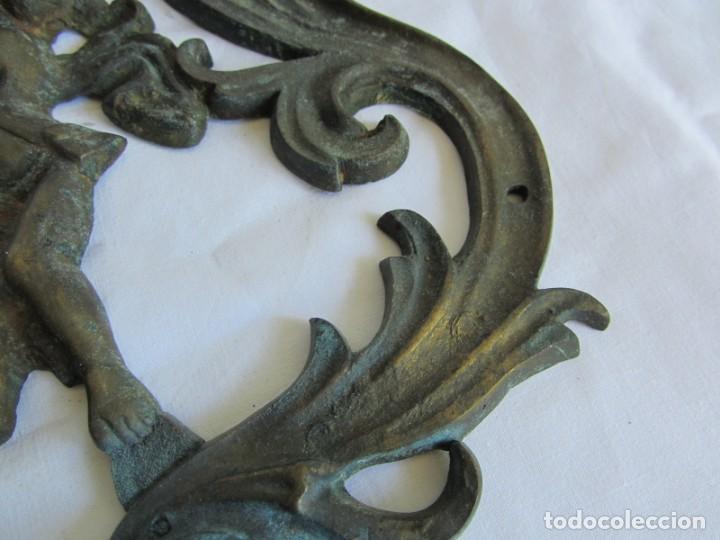 Antig&uuml;edades: Aplique de bronce con angelito - Foto 8