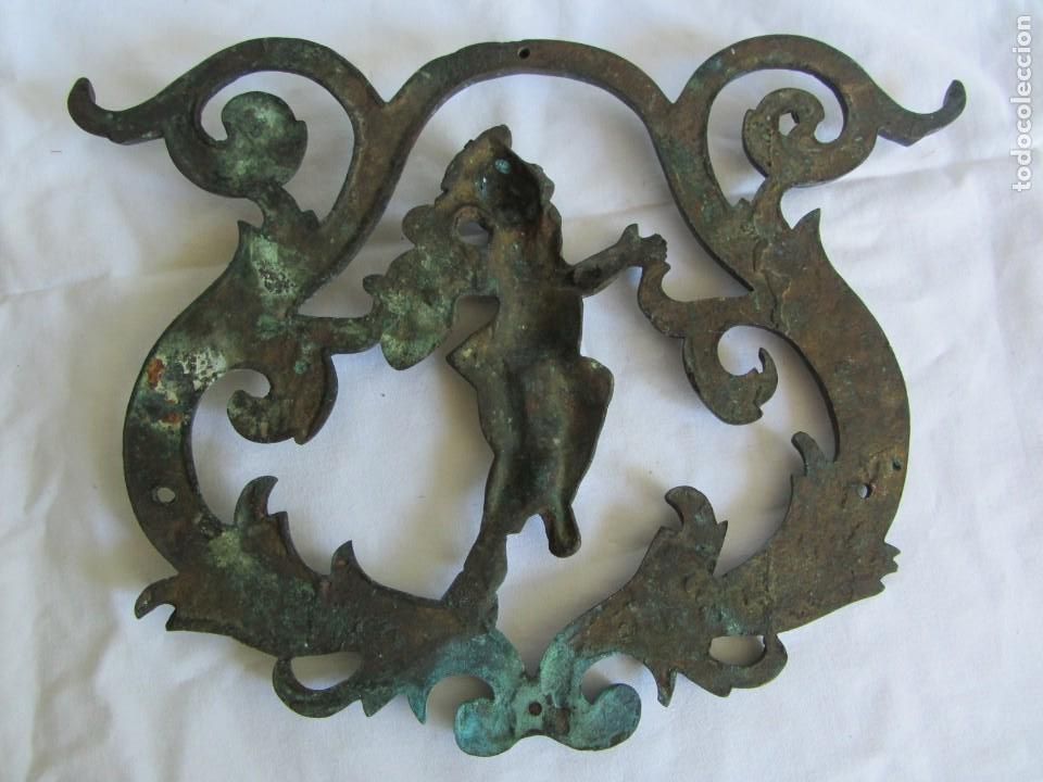 Antig&uuml;edades: Aplique de bronce con angelito - Foto 13