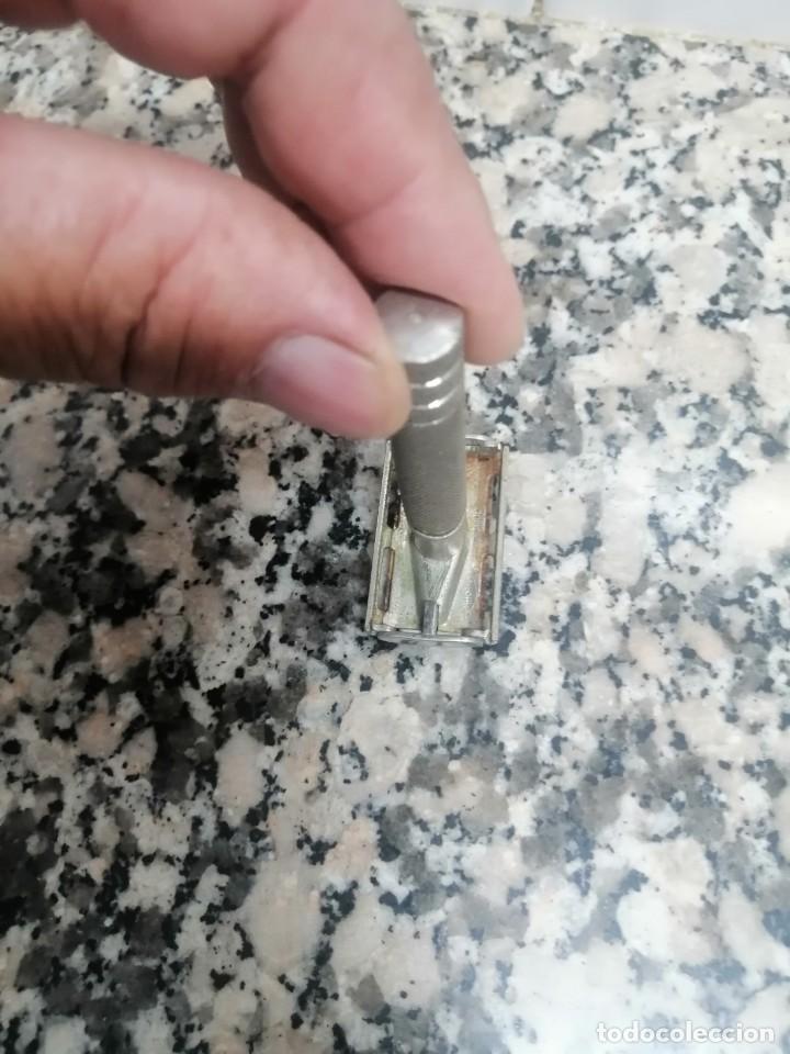Antig&uuml;edades: MAQUINILLA AFEITAR GILLETTE PARA REPARAR - Foto 3