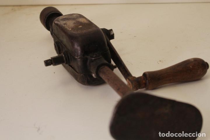 Antig&uuml;edades: ANTIGUO TALADRO BERBIQU&Iacute; MANUAL. - Foto 3