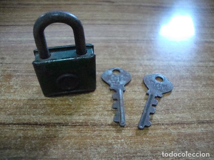 Antig&uuml;edades: CANDADO RGM 406 ESPA&Ntilde;A - Foto 1