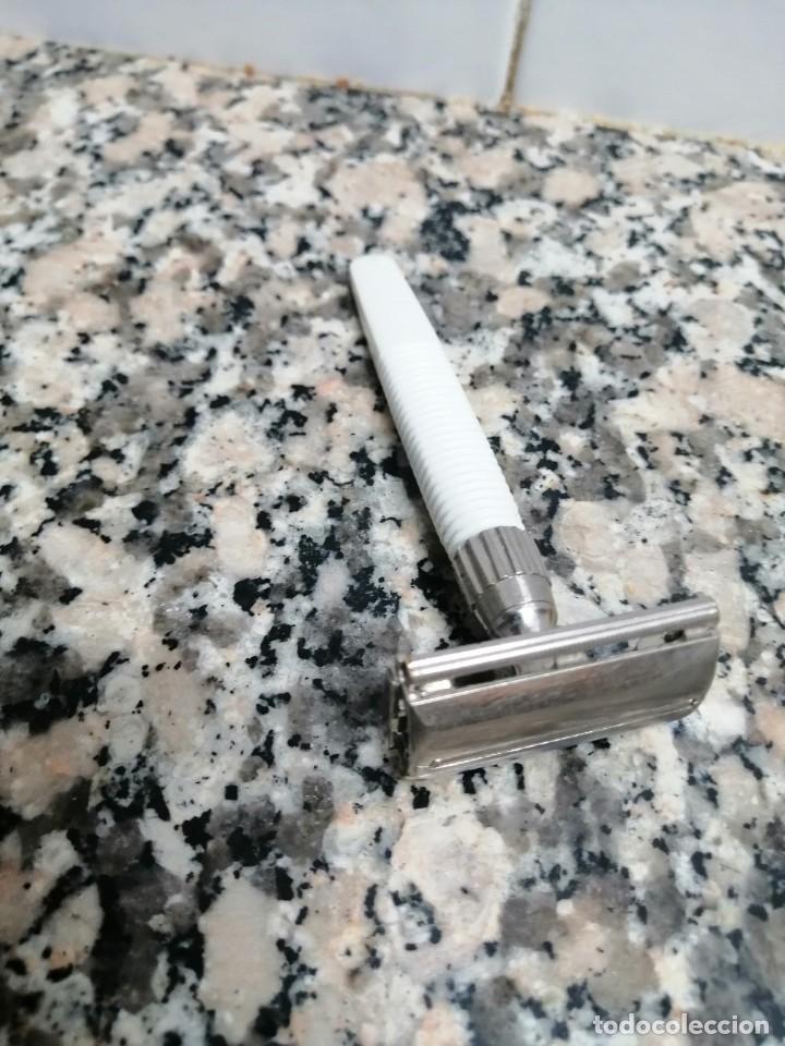 Antig&uuml;edades: ANTIGUA MAQUINILLA GILLETTE. P. 2 - Foto 1