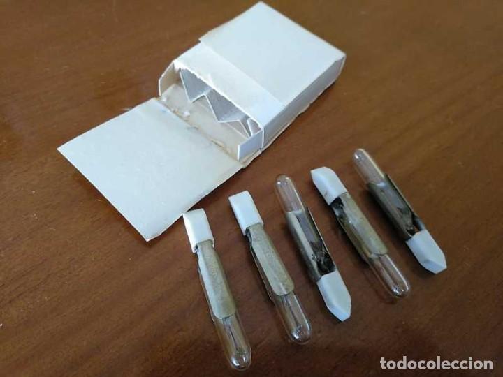 Antig&uuml;edades: CAJA CON 5 LAMPARAS FER TELEFONO - Foto 6