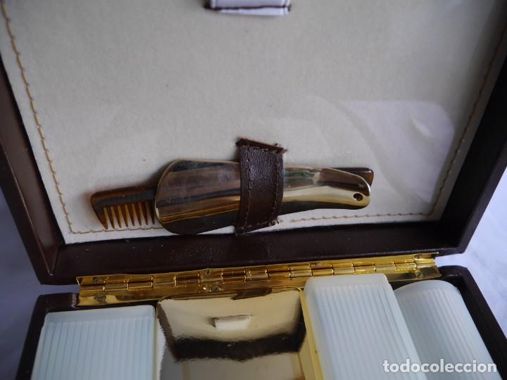 Antig&uuml;edades: Completo neceser de barber&iacute;a, sin uso, con llave - Foto 5