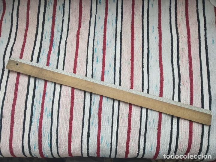 Antig&uuml;edades: REGLA MADERA 60 CM - Foto 1