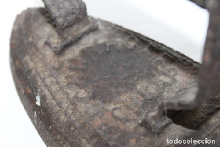Antigüedades: Dos planchas de hierro antiguas. Kenrick cheap 3S, y Schurhoff cheap - Foto 5 - 270560603