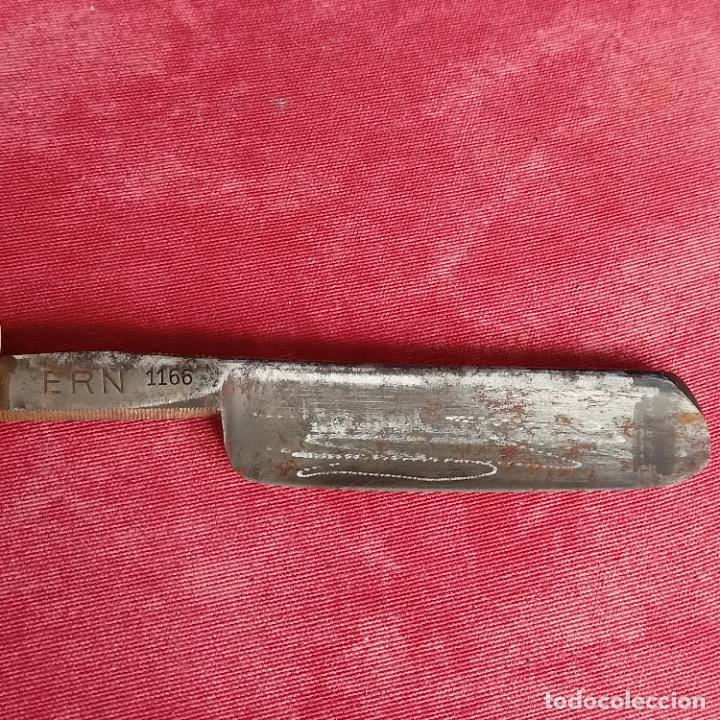 Antig&uuml;edades: Navaja con corona y espada - Foto 3