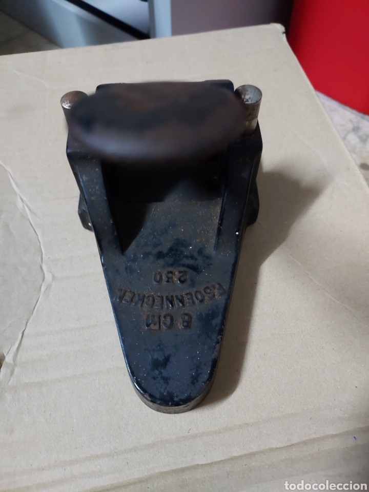 Antig&uuml;edades: Colecci&oacute;n de 5 perforadoras antiguas - Foto 2