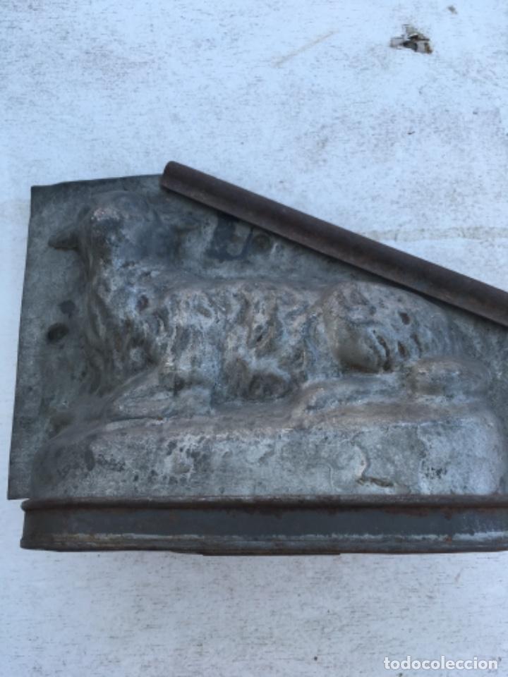 Antig&uuml;edades: Molde para el chocolate antiguo - Foto 2