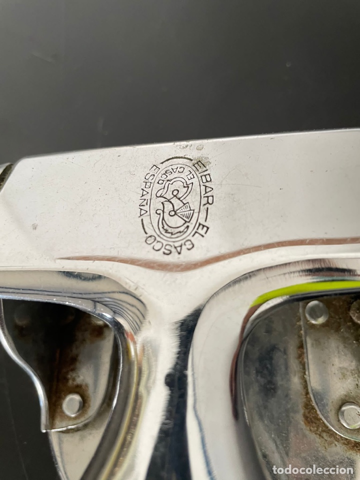 Antig&uuml;edades: Perforadora de papel El Casco antigua cromada - Foto 2