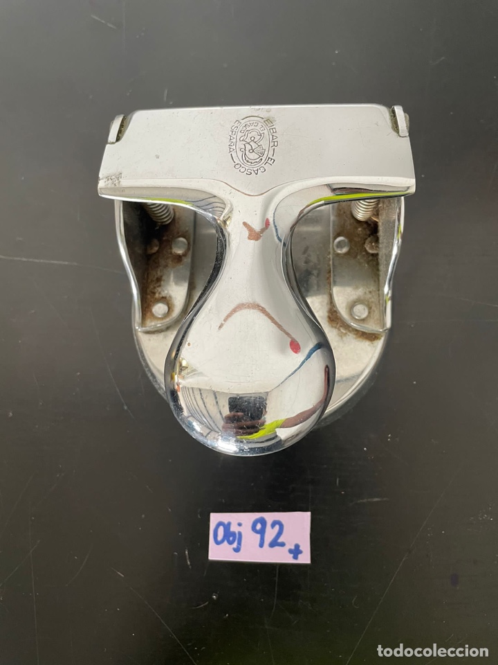 Antig&uuml;edades: Perforadora de papel El Casco antigua cromada - Foto 1