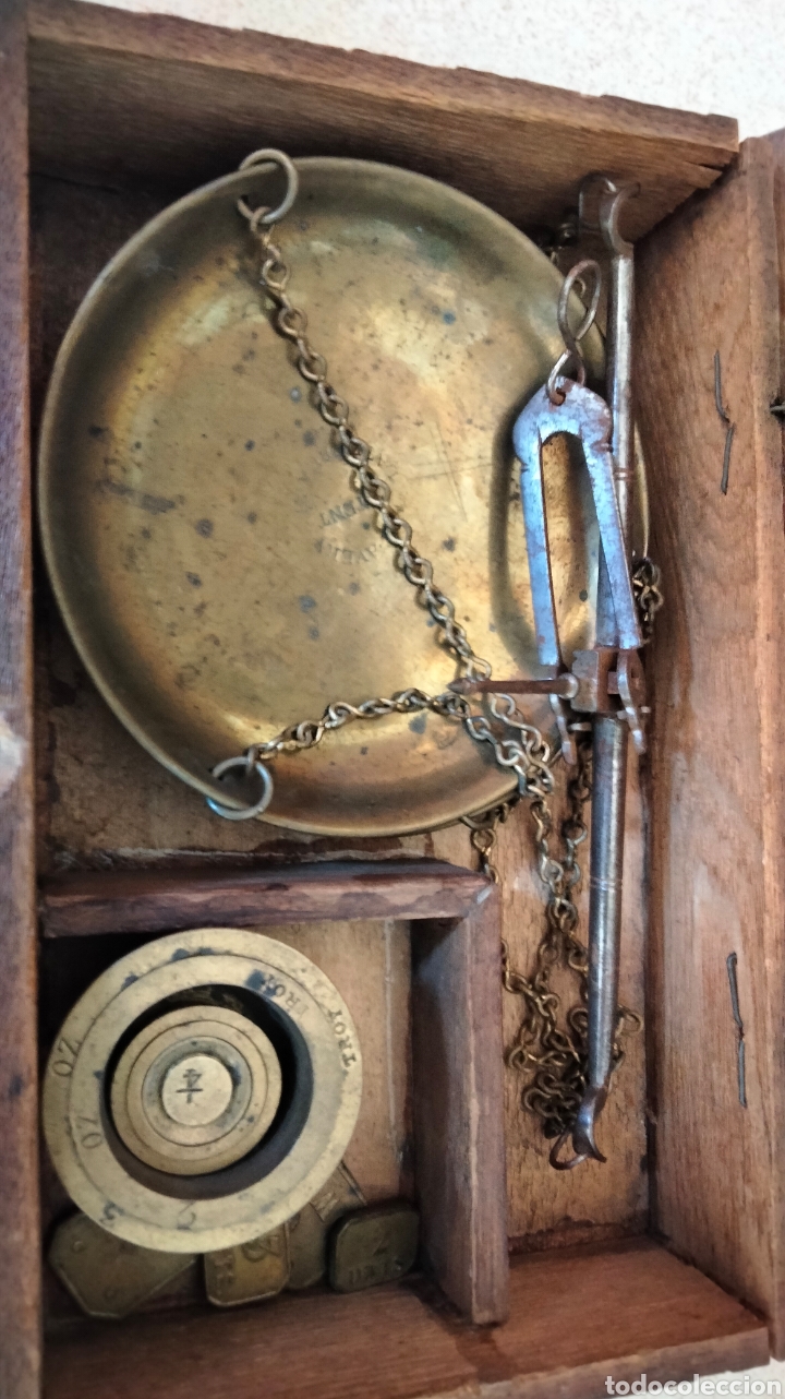 Antig&uuml;edades: ANTIGUA PEQUE&Ntilde;A BALANZA - Foto 3