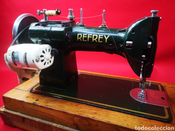 Antigüedades: Preciosa máquina de coser Refrey mod. Cl317 año 1957 - Foto 16 - 275528203
