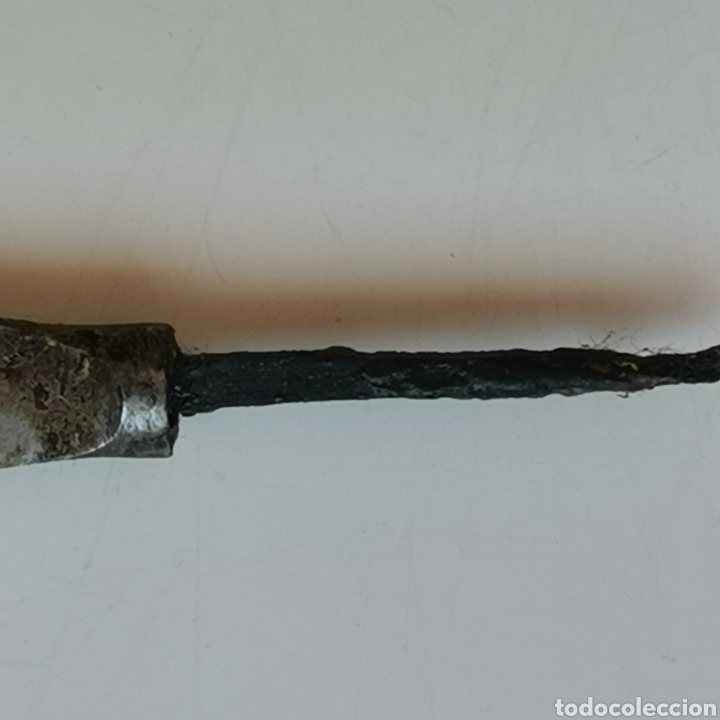 Antig&uuml;edades: Herramienta antigua tipo punz&oacute;n. Desconozco funci&oacute;n. - Foto 5