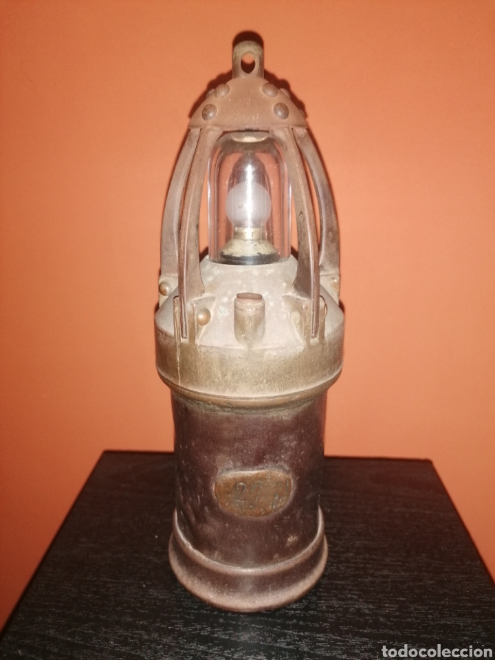 Antig&uuml;edades: Antigua l&aacute;mpara de mina - Foto 1