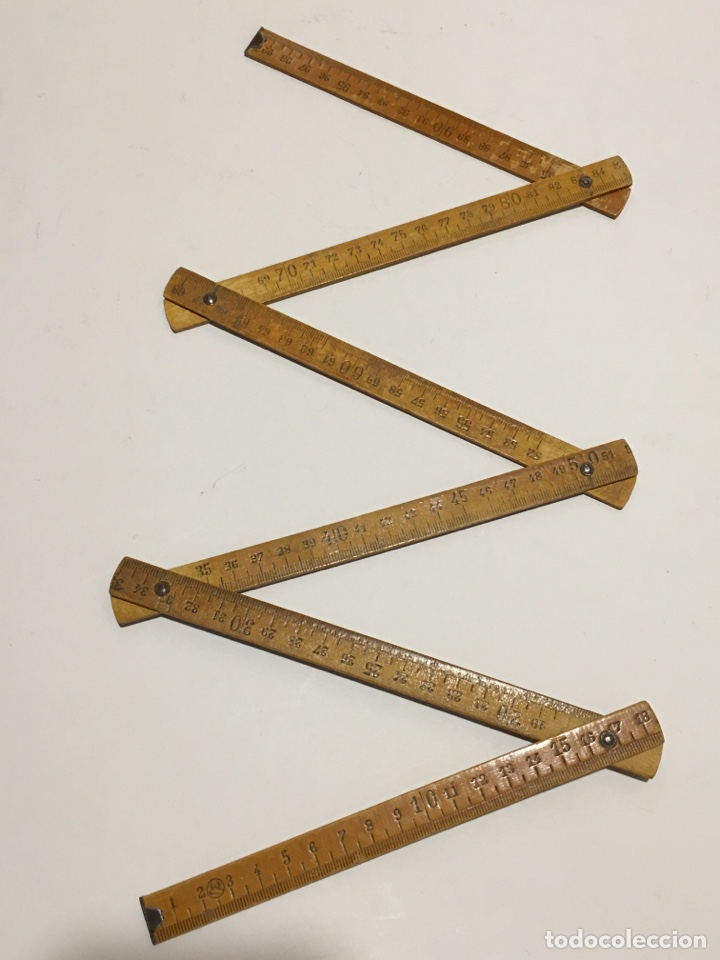 Antig&uuml;edades: ANTIGUO METRO DE MADERA PLEGABLE DE CARPINTERO - CON MARCA DE CIERVO - Foto 1