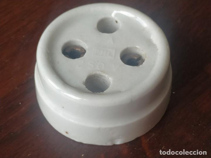 Antig&uuml;edades: Base de ceramica para enchufe a corriente, - Foto 2