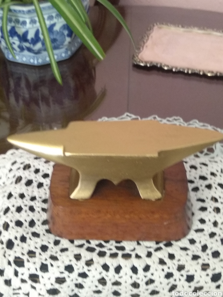 Antig&uuml;edades: ANTIGUO YUNQUE DE BRONCE DE RELOJERO - Foto 1