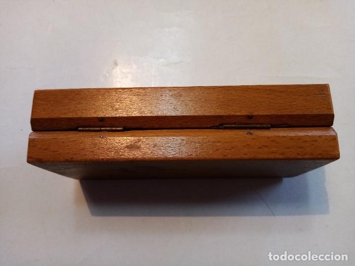 Antig&uuml;edades: CAJA DE MADERA CON PESAS. - Foto 8