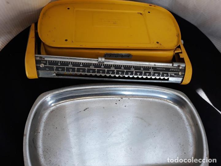 Antig&uuml;edades: Balanza para Bebe - Foto 3