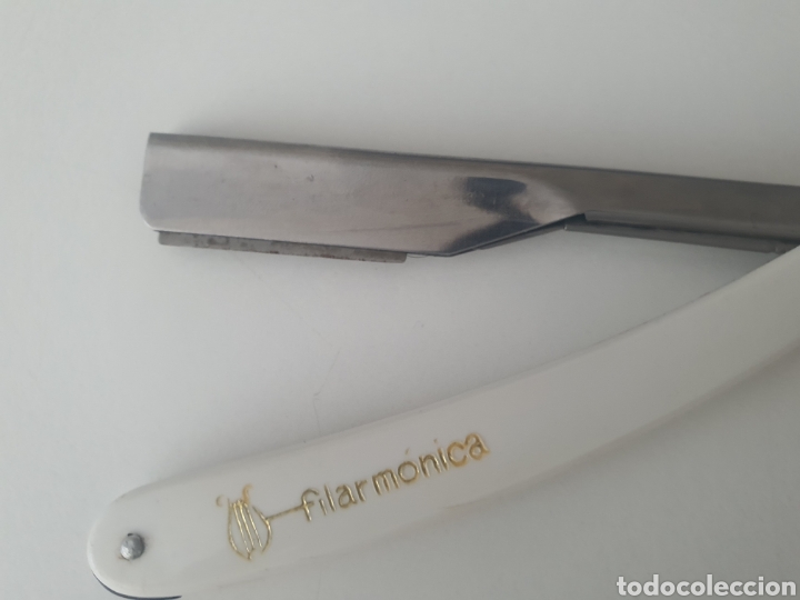 Antig&uuml;edades: antigua navaja barbero filarmonica . - Foto 2