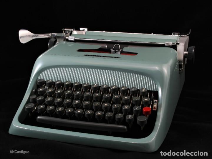 Antig&uuml;edades: Hispano Olivetti Studio 44 M&aacute;quina de escribir - Foto 3