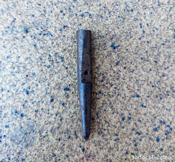 Antig&uuml;edades: PUNZON GRANETE PUNTO DE MARCAR - 6,5 CMS. - Foto 1