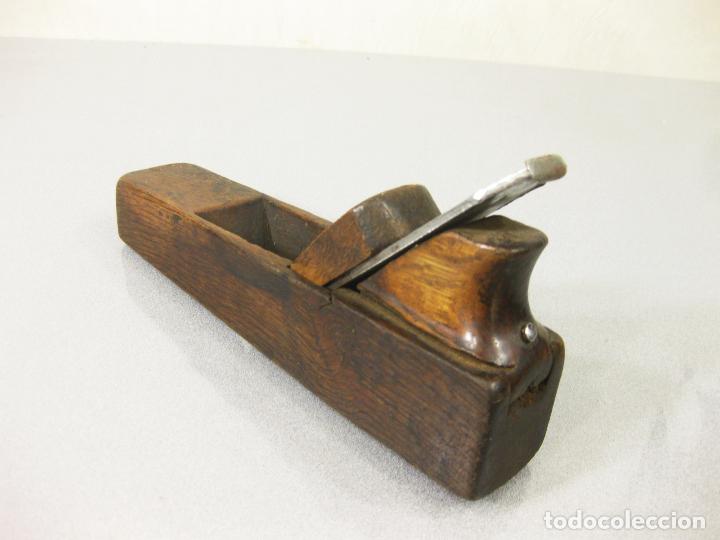 Antig&uuml;edades: CEPILLO DE CARPINTERO CON CUCHILLA GOLDENBERG N&ordm; 40 - Foto 2