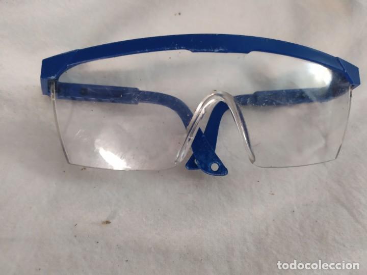 Antig&uuml;edades: Gafas protectoras manualidades - Foto 1