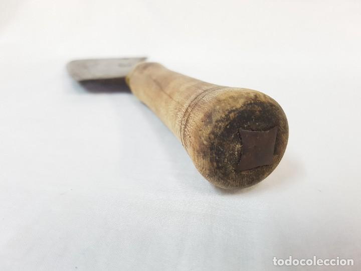 Antig&uuml;edades: Machete de carnicero. 1900. - Foto 4