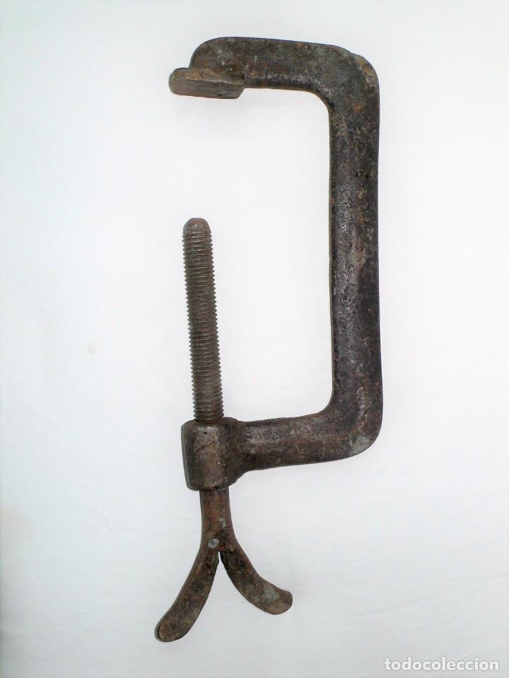 Antig&uuml;edades: ANTIGUO SARGENTO DE HIERRO DE PALOMILLA. - Foto 2