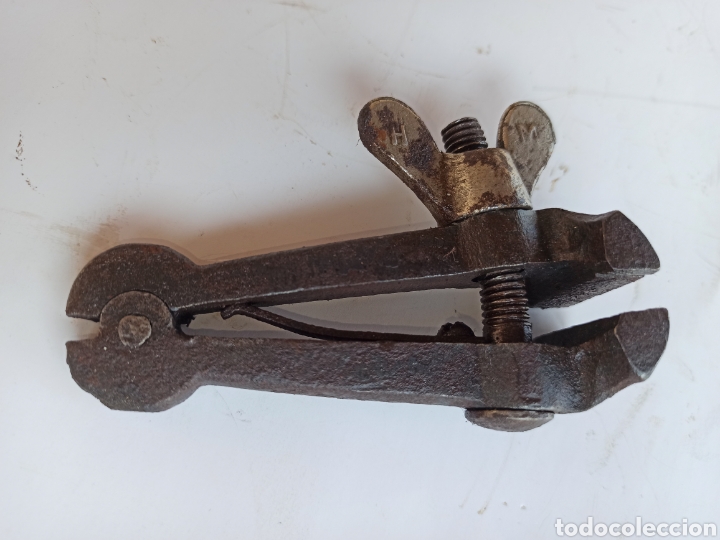 Antig&uuml;edades: Tornillo de mano - Foto 2