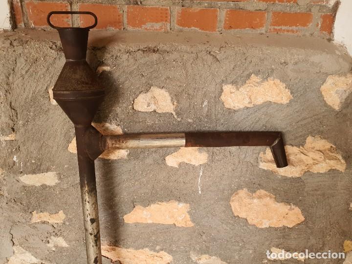 Antig&uuml;edades: ANTIGUA BOMBA MANUAL PARA EXTRAER LIQUIDOS - Foto 4
