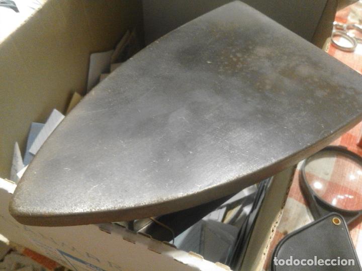Antig&uuml;edades: ANTIGUA PLANCHA DE HIERRO - Foto 2