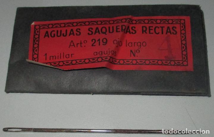 Antig&uuml;edades: Antiguo sobre con 25 AGUJAS SAQUERAS RECTAS, 9,2 cmts. - Foto 1