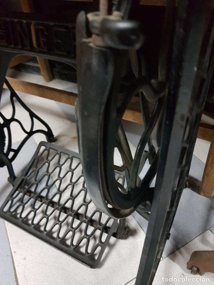 Antig&uuml;edades: MUY ANTIGUA MAQUINA DE COSER MARCA SINGER TAPA RECTANGULAR - Foto 2
