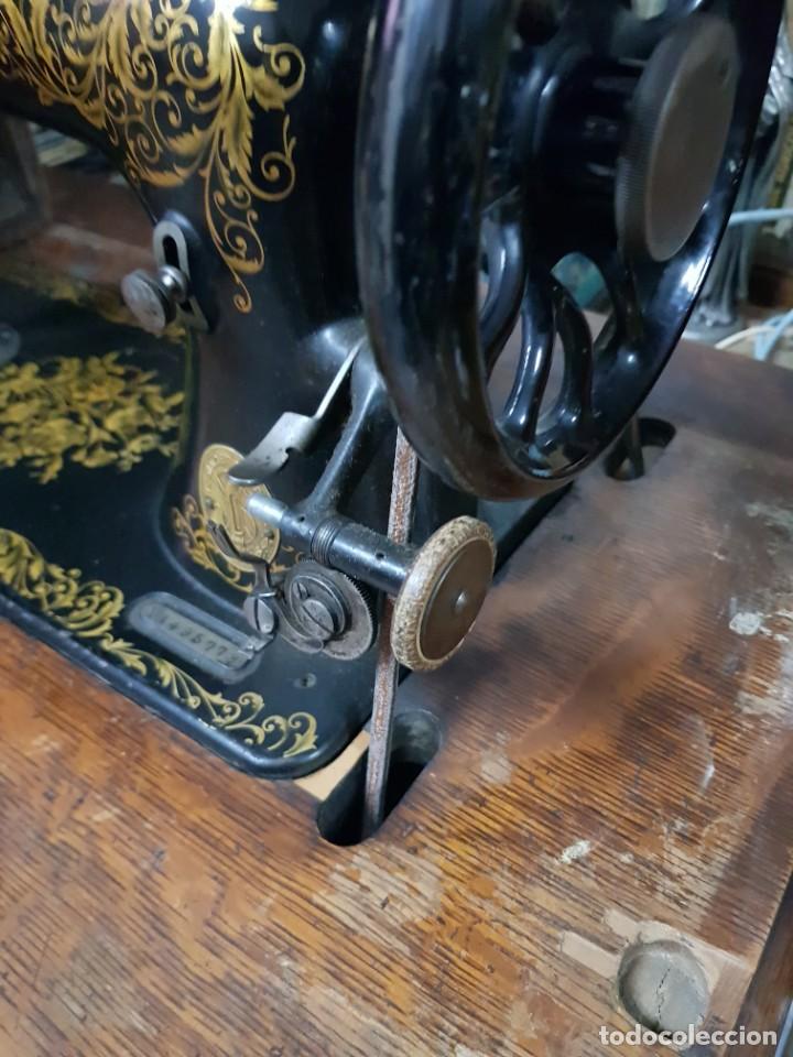 Antig&uuml;edades: MUY ANTIGUA MAQUINA DE COSER MARCA SINGER TAPA RECTANGULAR - Foto 10