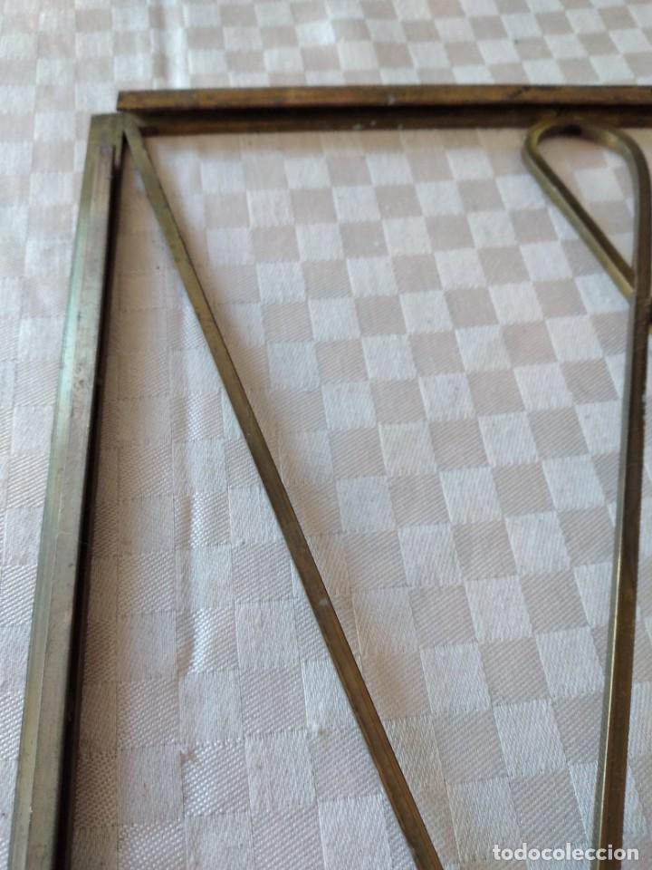 Antig&uuml;edades: Antigua reja de laton para puerta. - Foto 12