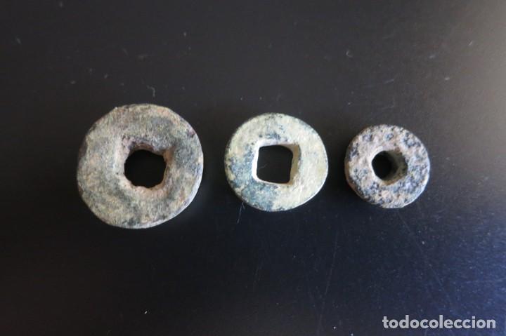 Antig&uuml;edades: lote de 3 ponderales Iberos - Foto 3