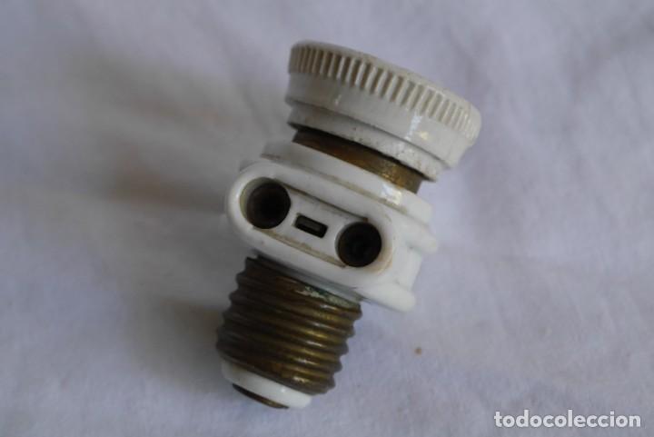 Antig&uuml;edades: Conjunto de elementos el&eacute;ctricos de porcelana - Foto 7