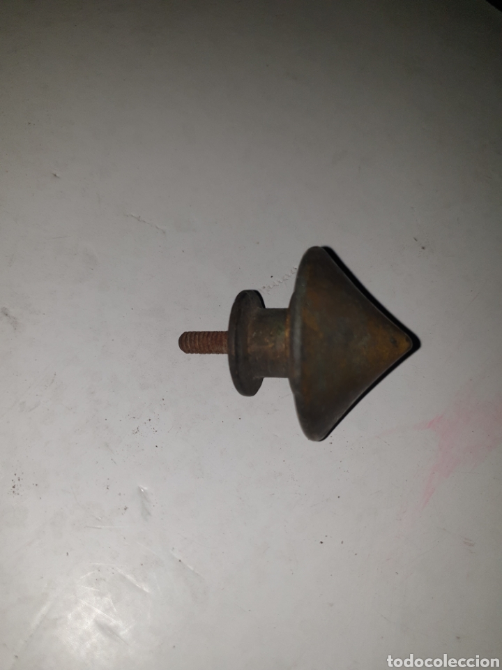 Antig&uuml;edades: TIRADOR DE BRONCE - Foto 3