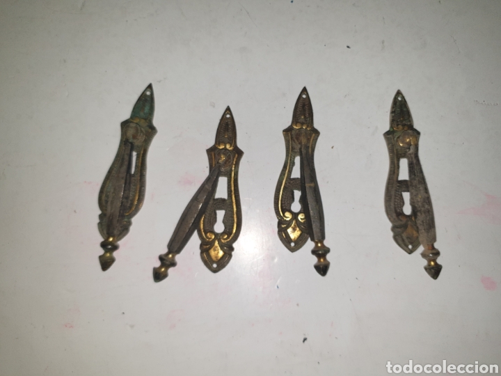 Antig&uuml;edades: 4 TIRADORES - Foto 1