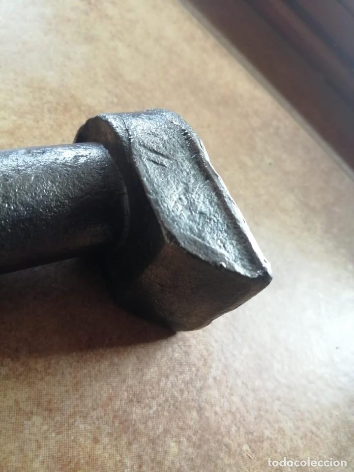 Antig&uuml;edades: Tornillo v&iacute;as ferrocarril, limpio. RN - Foto 3