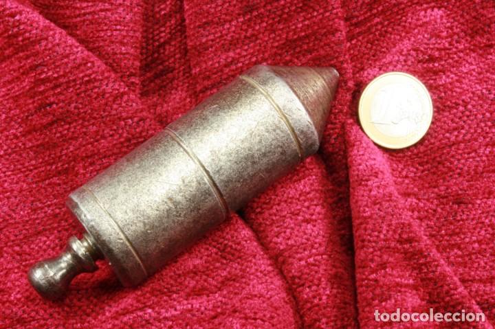 Antig&uuml;edades: Plomada construcci&oacute;n hierro. S.XX. Plumb iron construction. - Foto 3