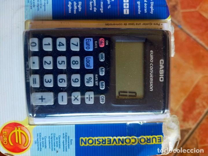 Antig&uuml;edades: Antigua calculadora coversor Euro - Casio - Foto 2
