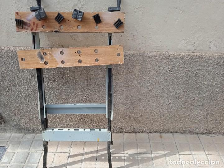Antig&uuml;edades: BANCO DE TRABAJO PLEGABLE - Foto 1
