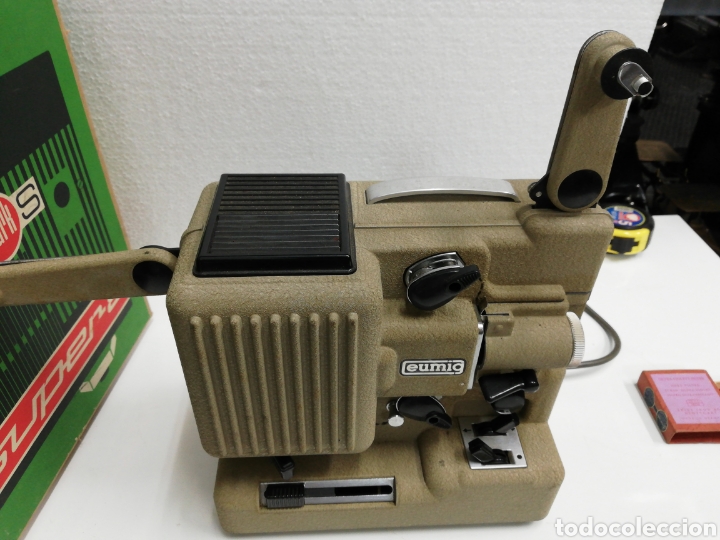 Antig&uuml;edades: Proyector Super 8. Marca Eumig. - Foto 1