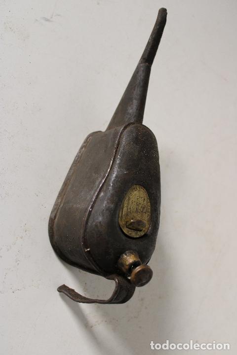 Antig&uuml;edades: Antigua aceitera Braimers - Foto 3